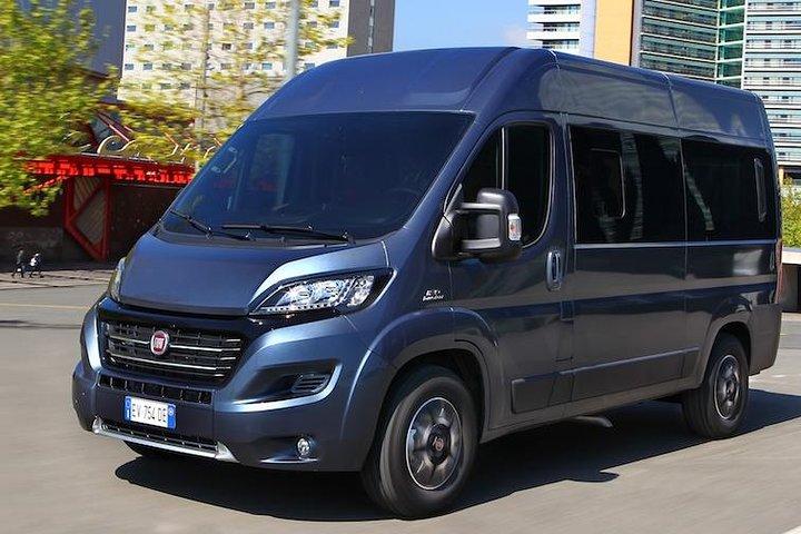 Monaco Landausflug: Große Gruppe mit Minibus 15 Sitze
