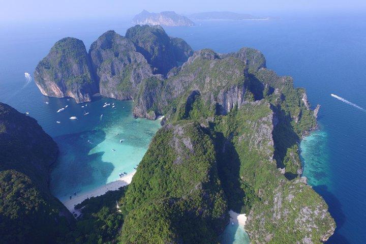 Croisière privée au coucher du soleil sur Phi Phi et les 4 îles en hors-bord - au départ de Krabi
