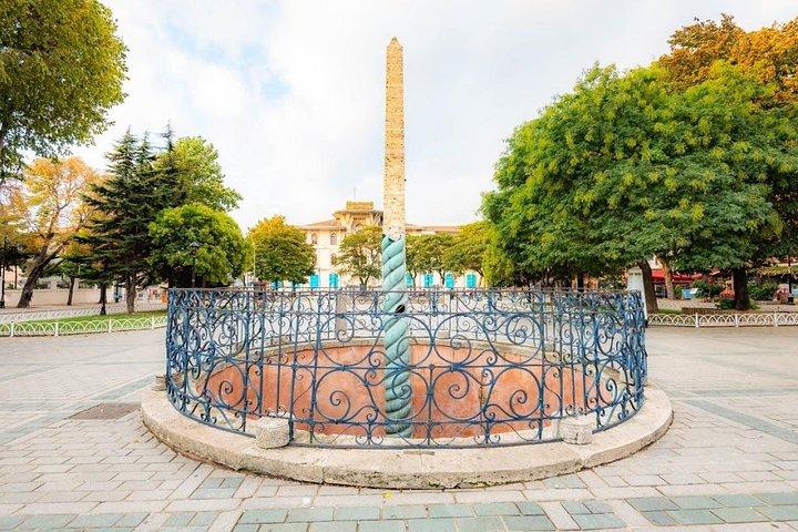 Imperial Istanbul Half-Day Tour: Hagia Sophia and Grand Bazaar