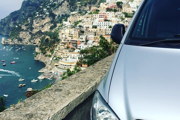 Private transfer from Naples to Sorrento with stop in Pompeii