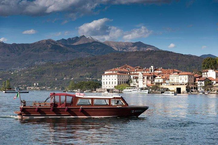 Half day tour: Isola Bella and Fishermen's Island with a tour guide