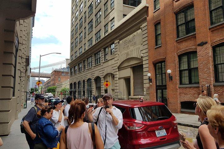 De Manhattan a Brooklyn NYC Walking Tour: Puente de Brooklyn y Dumbo en español