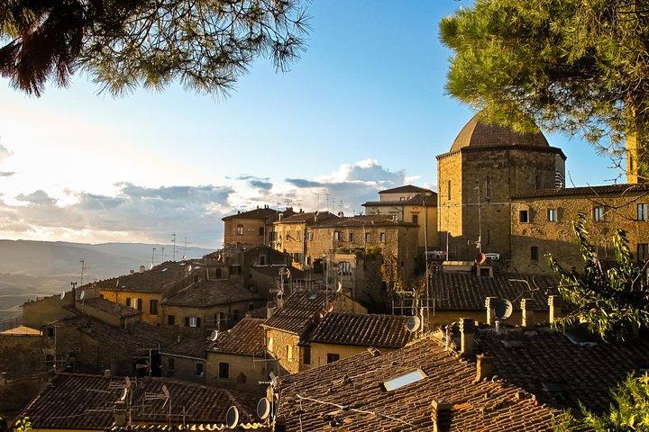 Viagem Privada em San Gimignano e Volterra saindo do Porto de Livorno