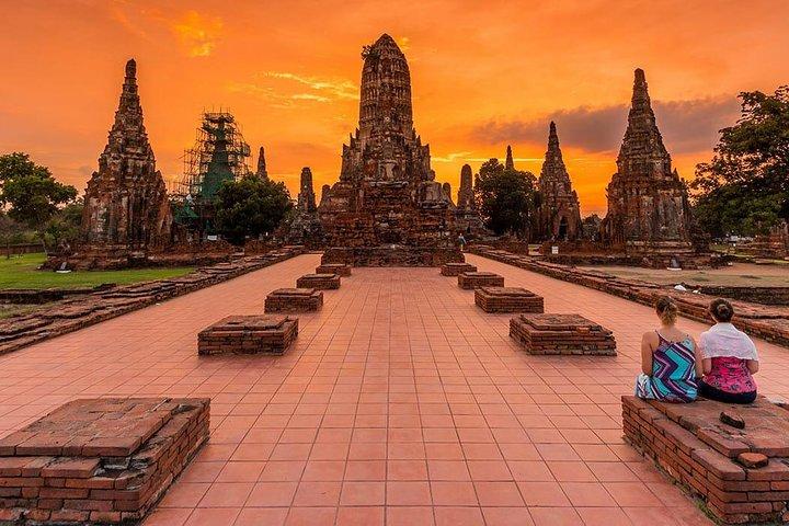 アユタヤ・サンセットツアー：アイコニックな寺院とシーニックな川下り