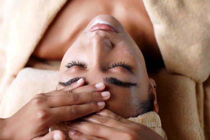 Paquete de tratamiento de spa ecológico y de lujo en Bali con transporte opcional
