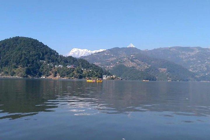 Ganztägiger Begnas See und Rupakot Sightseeing Tour in Pokhara