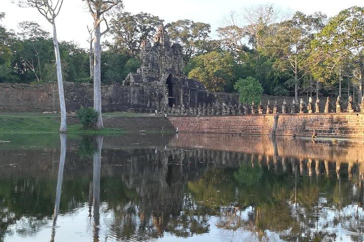 Excursão Angkor Wat Sunrise & Small Circuit