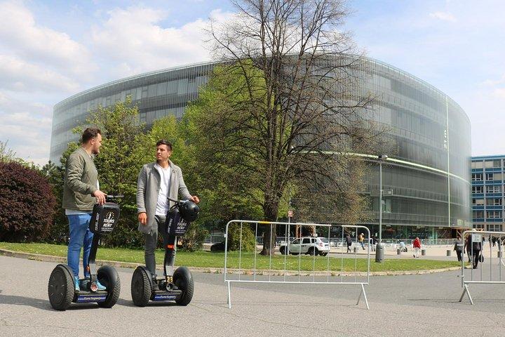 Castillo y Monasterio Segway Tour en Praga