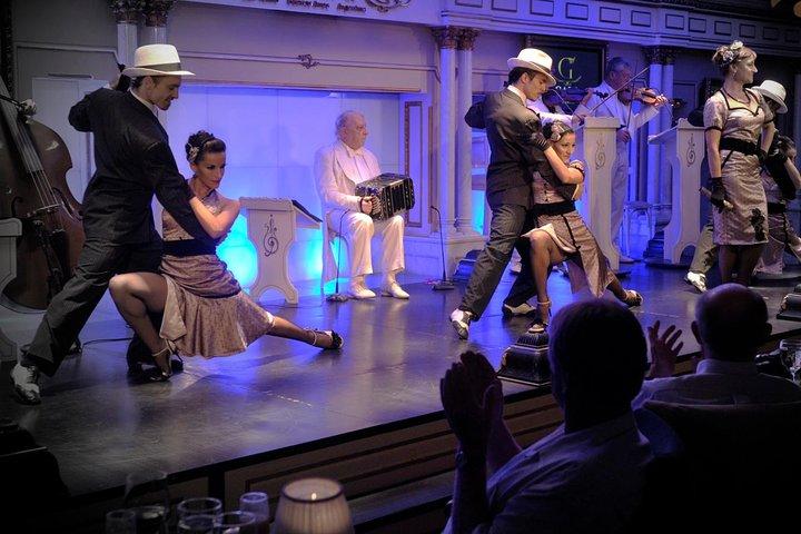 Cena Show en Gala Tango con Transfer opcional