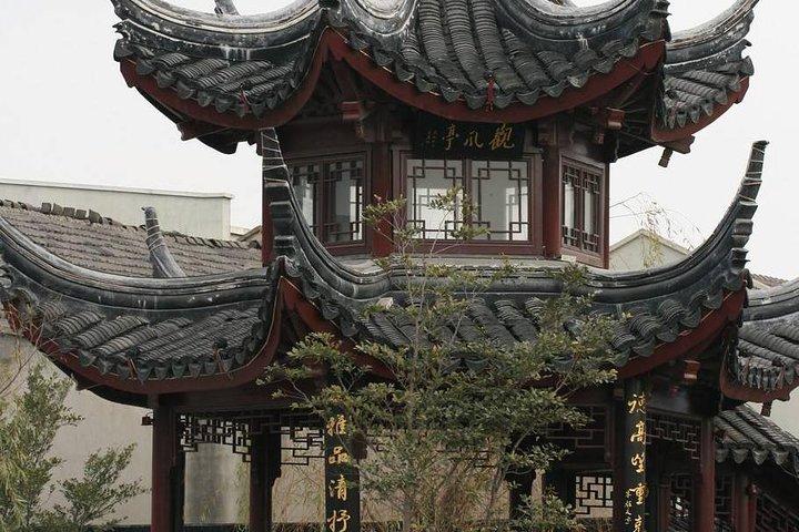 Half Day Private Tour to Zhujiajiao Ancient Town with Boat Ride