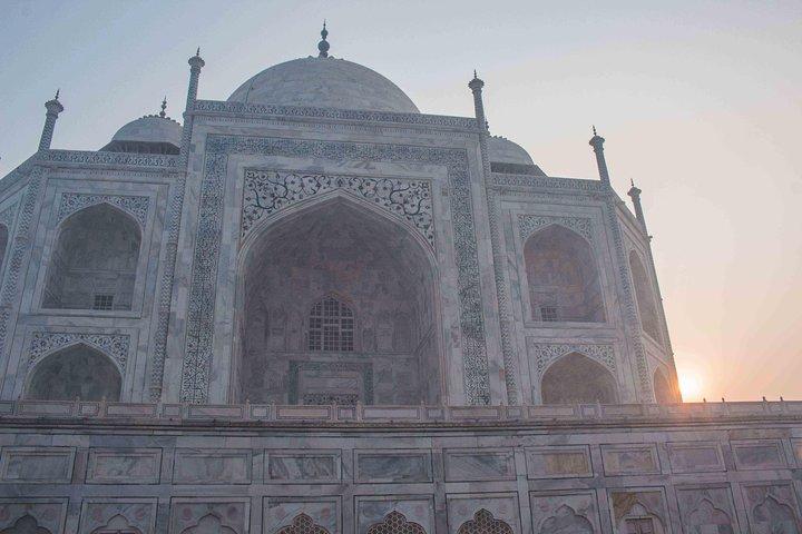Agra: tour di mezza giornata del Taj Mahal e del Forte di Agra con trasferimenti