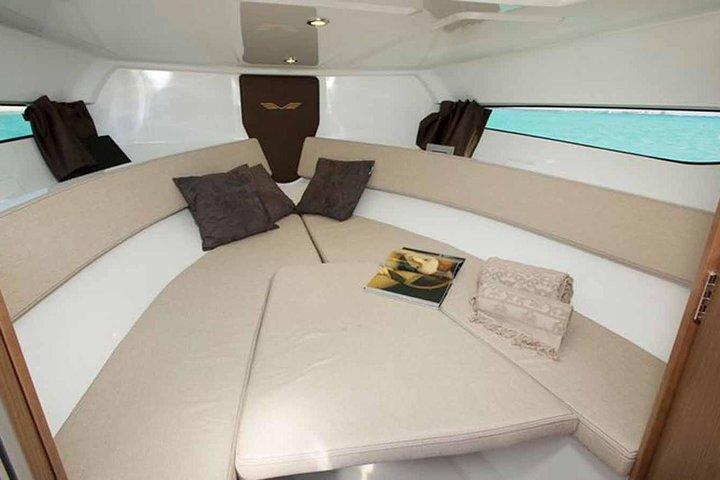 2Hrs private Sea Escape Cruise, Svøm, Tan & Sightsee!