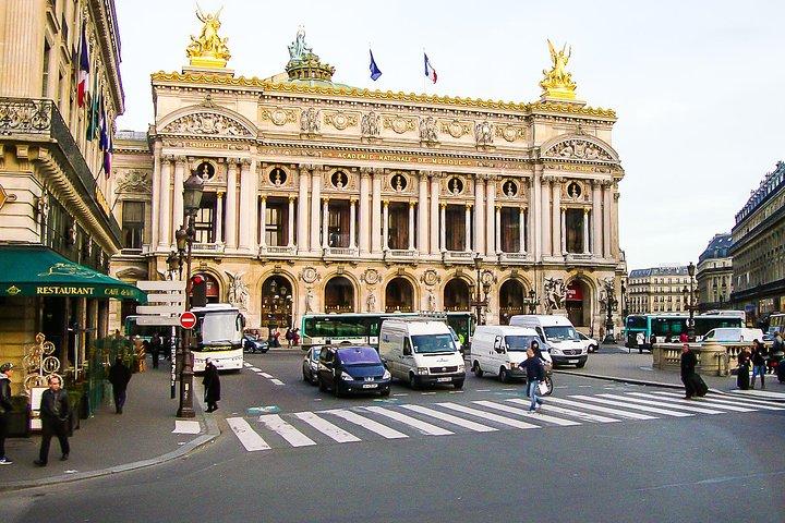 1 day in Paris with Friendly Local Guide