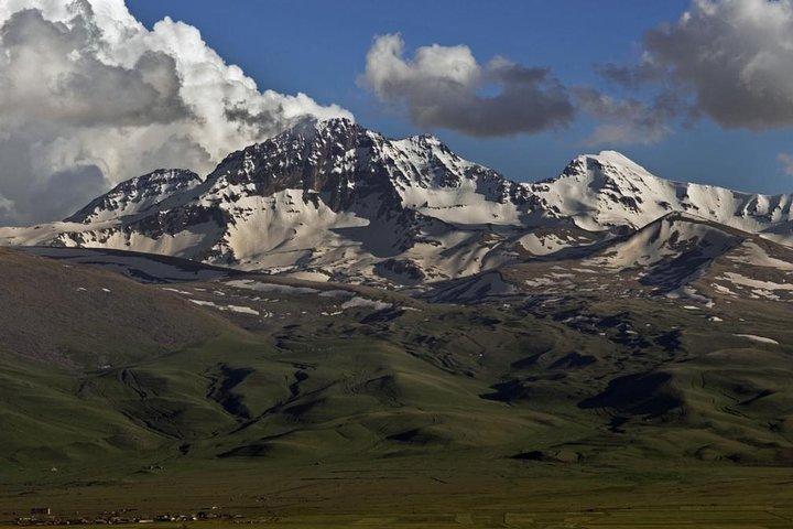 Tägliche Jeep-Wanderung zum Berg Aragats