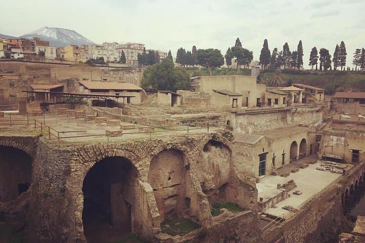 Excellence Private Herculaneum Guided Tour with an Archeologist