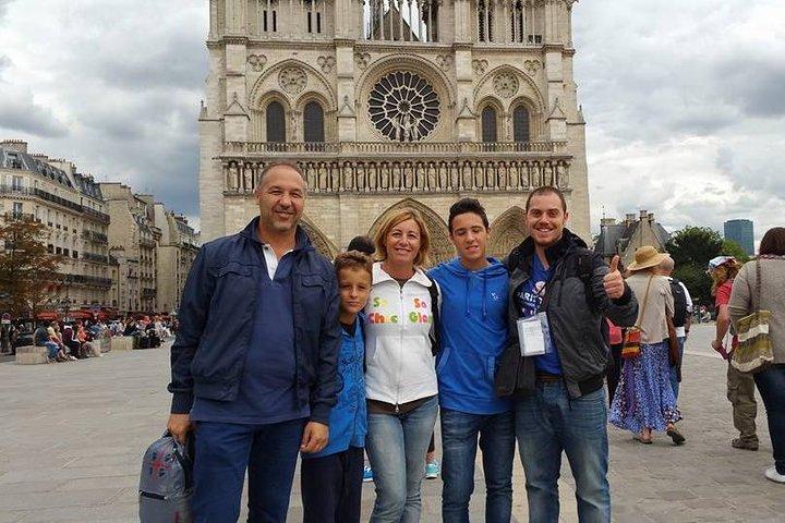 Balade privée de 2 heures à Notre-Dame et à l'île de la Cité à Paris