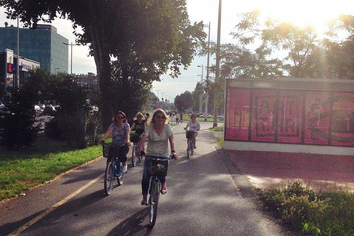 社会主義自転車ツアーに戻る