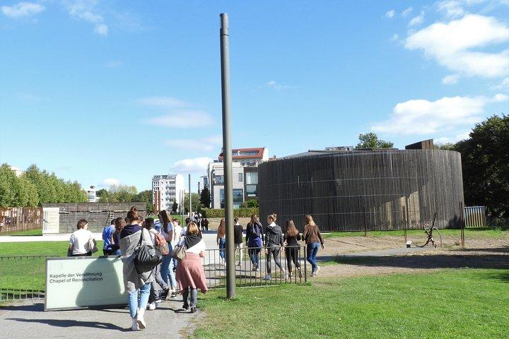 Mauer Tour - Schicksale, Liebesgeschichten und Helden