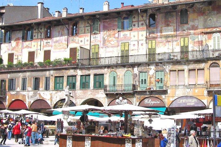Tour privato della città di Verona con Arena e funicolare per bambini e famiglie