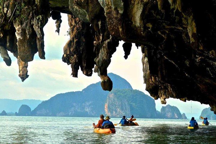 Excursion en bateau longue queue à Phuket sur l'île James Bond avec canoë-kayak maritime
