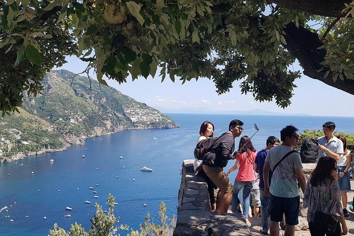 Visite privée de luxe d'Amalfi au départ de Rome : Positano, Sorrente et Ravello