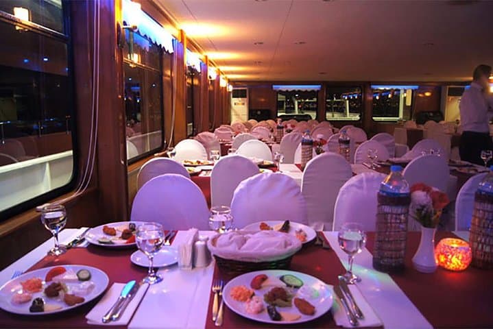 Istanbul Bosphorus Cruise with Dinner and Entertainment