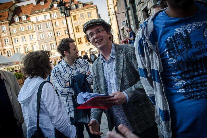 Must-Do-Sehenswürdigkeiten in Warschau: Private Retro-Autotour mit Abholung vom Hotel