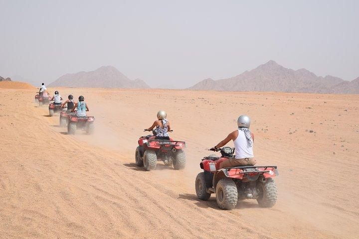 Quadriciclo no deserto de Sharm El Sheikh
