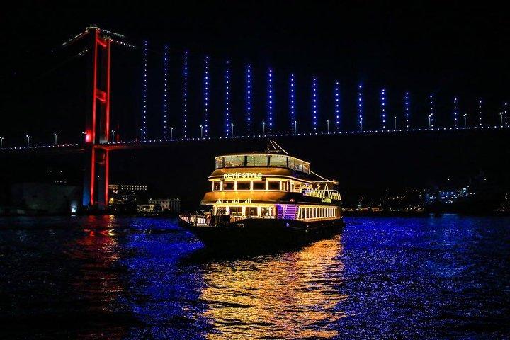Istanbul Dinner Cruise Entertaintment with Private Tables