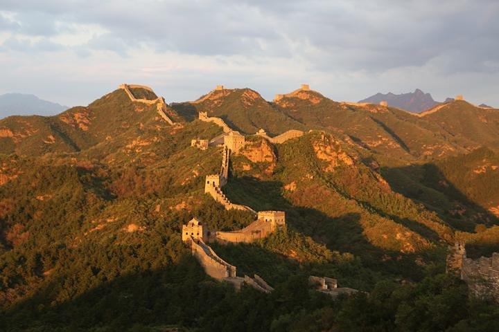 Small Group Morning/Sunset of 6km hiking Jinshanling Great Wall