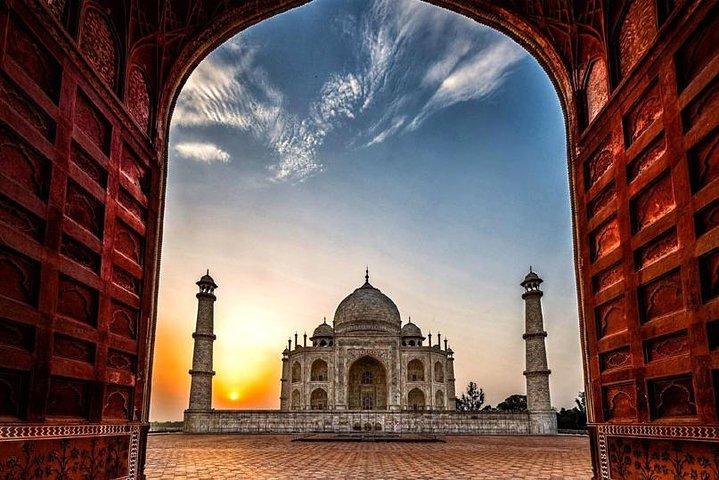 Excursão ao nascer do sol para Tajmahal e Agra fort de Delhi