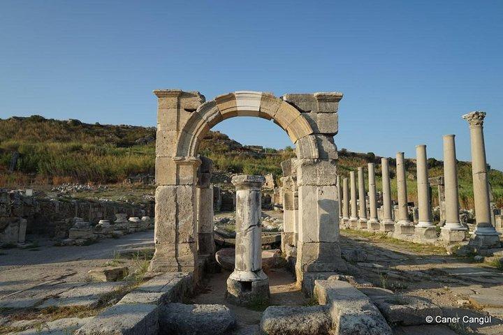 Visite privée Perge, Aspendos, cascade ...