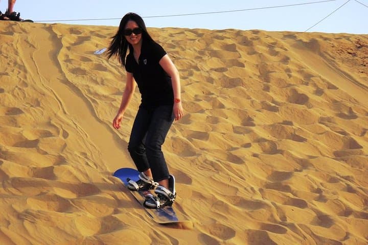 Dubai 4 Tours :Desert Safari,Dubai City Tour,Cruise Dinner & Abu Dhabi City Tour