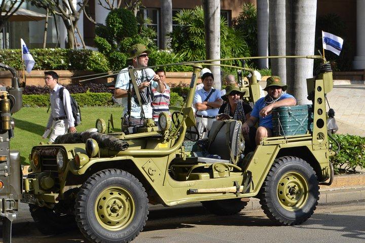 Halve dag tour van Ho Chi Minh City op gerestaureerde leger Jeep