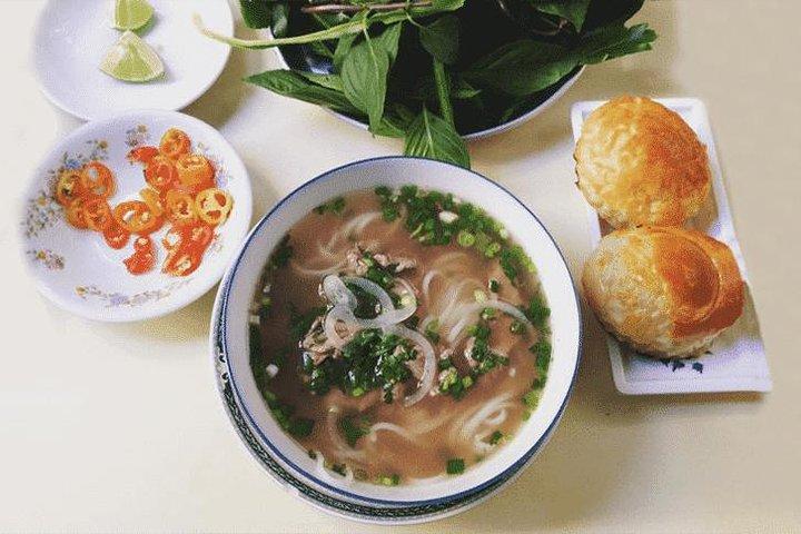 Ho Chi Minh City Authentic Food Tour - Excursão à costa