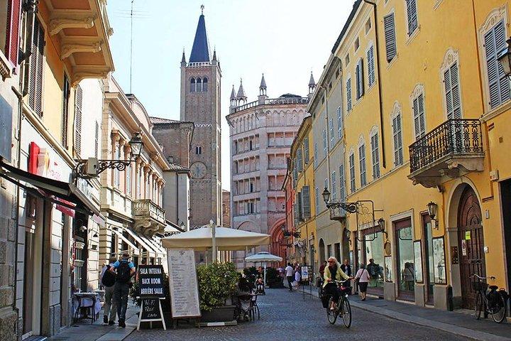 Parma dybdegående vandretur: Klassisk Parma-besøg, middelalderens skatte i centrum