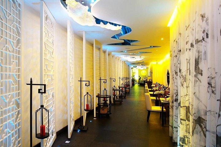 北京ダックディナー付きのリラックスした午後のフレンチコンセッション