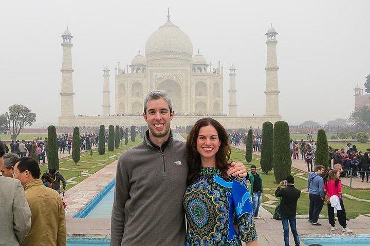 Agra Day Trip - Taj Mahal met de Gatiman Express-trein.