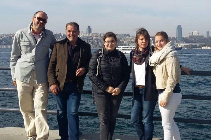 Liten grupp: Kryddbasar & cruising på Bosporen