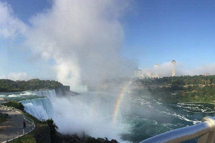 Privat rundtur: Niagara Falls Day Trip från New York City