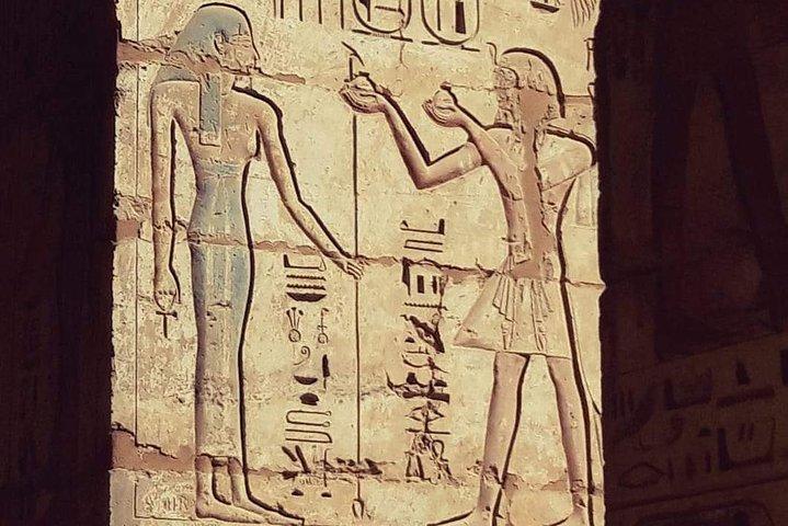 Excursión privada de un día a Luxor desde El Cairo en avión