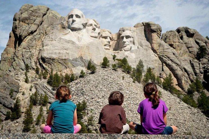 Mount Rushmore och Black Hills-turné med två måltider och en musikvarieteshow