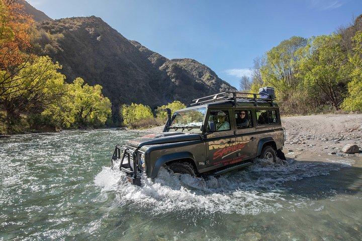 ロード・オブ・リングス4WDでクイーンズタウン湖を巡るツアー（全日）