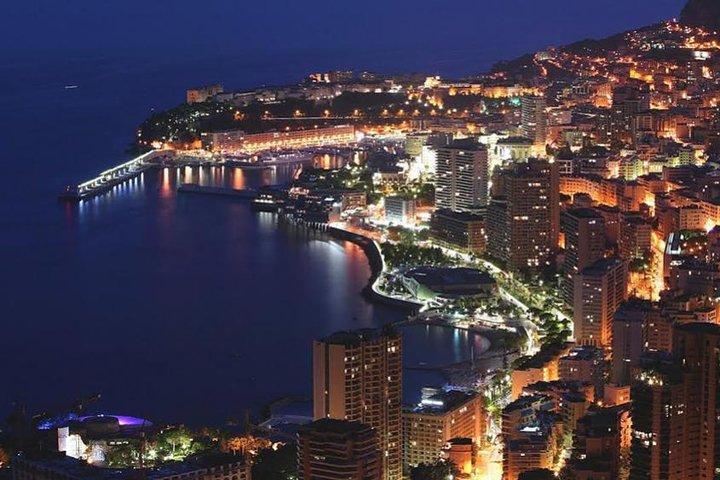 Tour privato di Monaco di notte