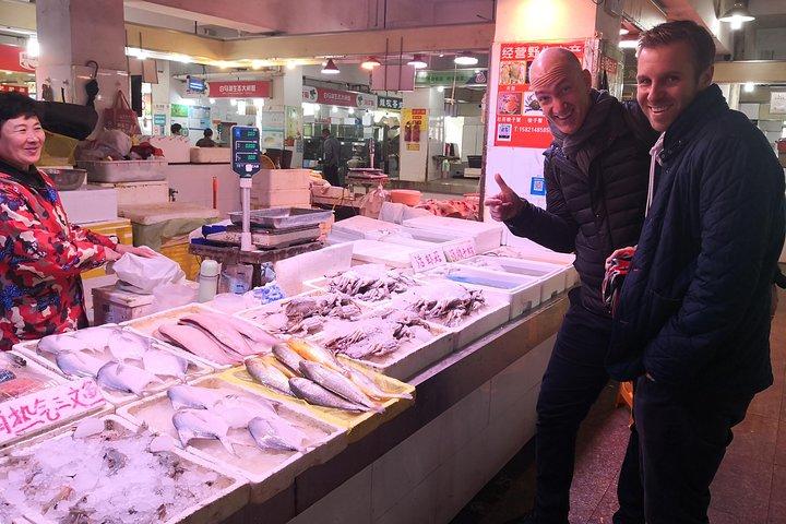 Shanghai Hoogtepunten: Halve Dag E-Bike Tour & Culinaire Ervaring