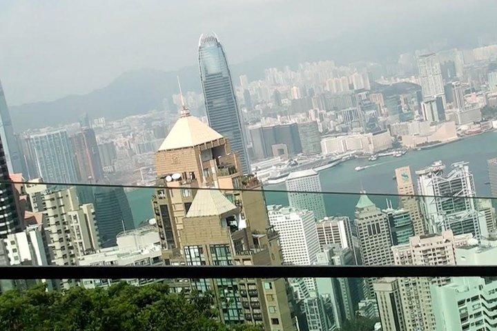 Hong Kong Private Tour: Aberdeen, Central Heritage Walk & Dim Sum