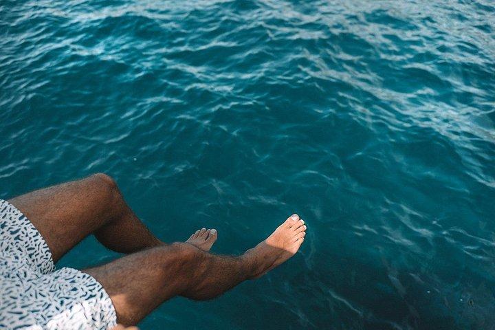 小グループ・カプリ島ボート・水泳とリモンチェロ