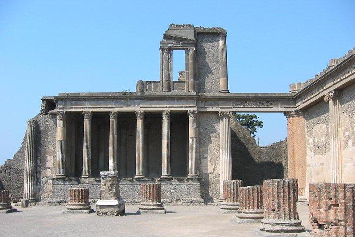 Privatführung durch Pompeji mit 3D-VR-Headset