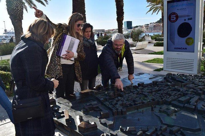 Balade à travers 1700 ans d'histoire à Split - Visite privée