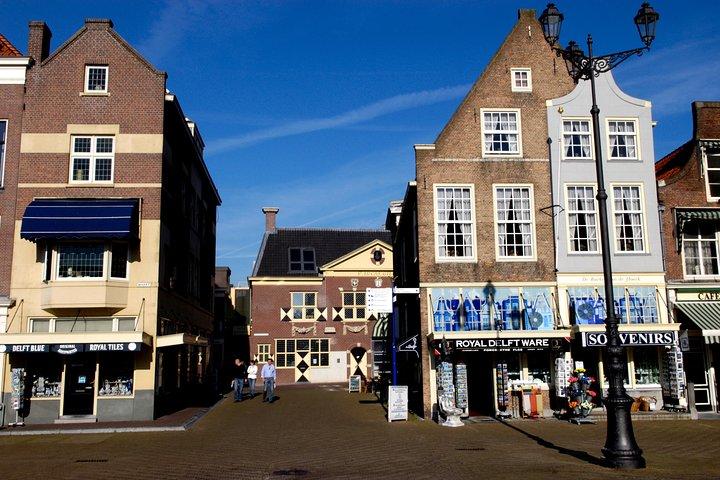 Vandringstur i Delft - staden orange och blått